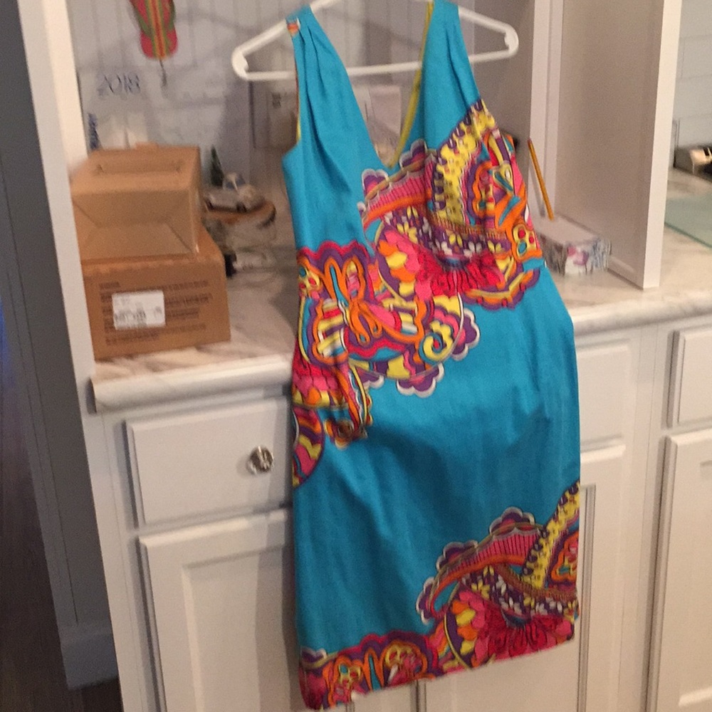 Authentic Lilly Pulitzer V-neck dress size 14
